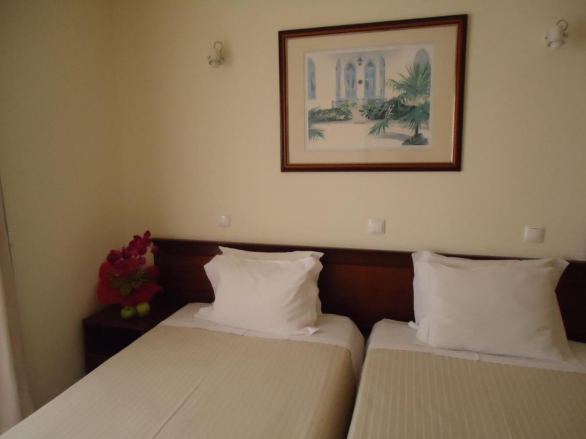 לאגוּ‏ש Boutique Hotel Marina S. Roque מראה חיצוני תמונה