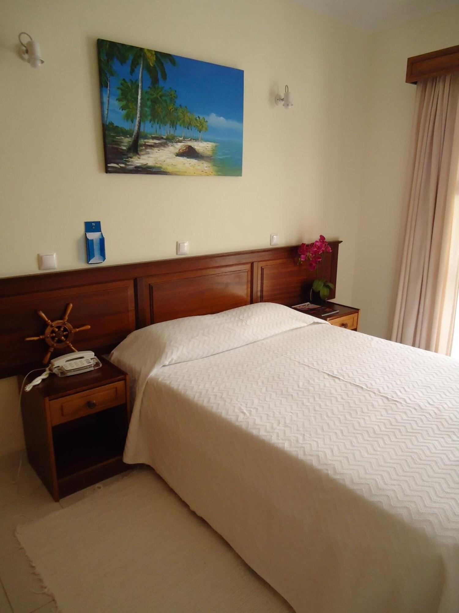 לאגוּ‏ש Boutique Hotel Marina S. Roque מראה חיצוני תמונה